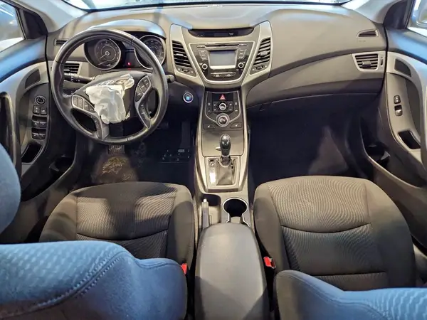 KMHDH4AE8GU644789 2016 HYUNDAI ELANTRA - Image 8