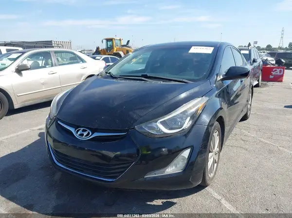 KMHDH4AE8GU646073 2016 HYUNDAI ELANTRA - Image 2