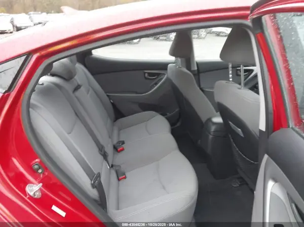 KMHDH4AE9GU478119 2016 HYUNDAI ELANTRA - Image 8