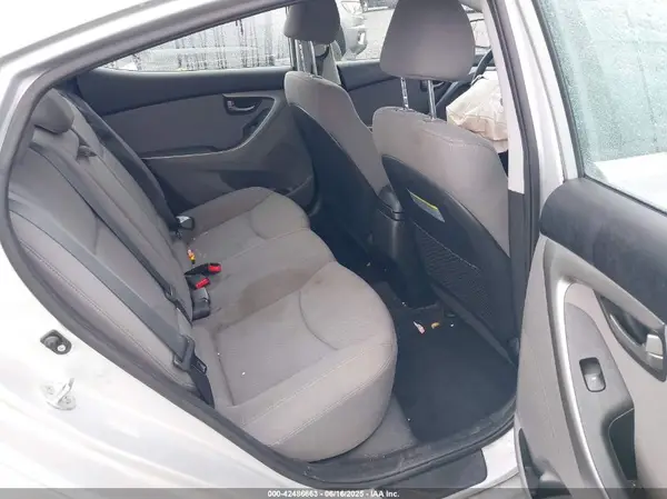 KMHDH4AE9GU479139 2016 HYUNDAI ELANTRA - Image 8