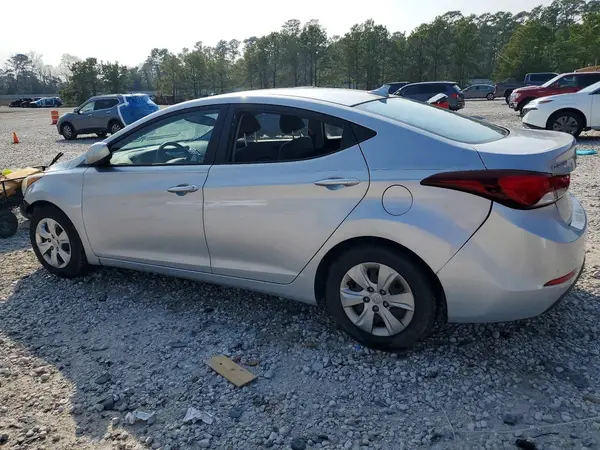 KMHDH4AE9GU479268 2016 HYUNDAI ELANTRA - Image 2