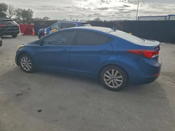 KMHDH4AE9GU480565 2016 HYUNDAI ELANTRA - Image 2