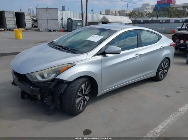 KMHDH4AE9GU480937 2016 HYUNDAI ELANTRA - Image 2