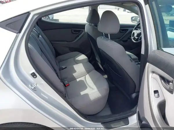 KMHDH4AE9GU480937 2016 HYUNDAI ELANTRA - Image 8