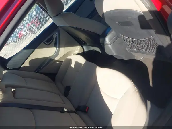 KMHDH4AE9GU482929 2016 HYUNDAI ELANTRA - Image 8
