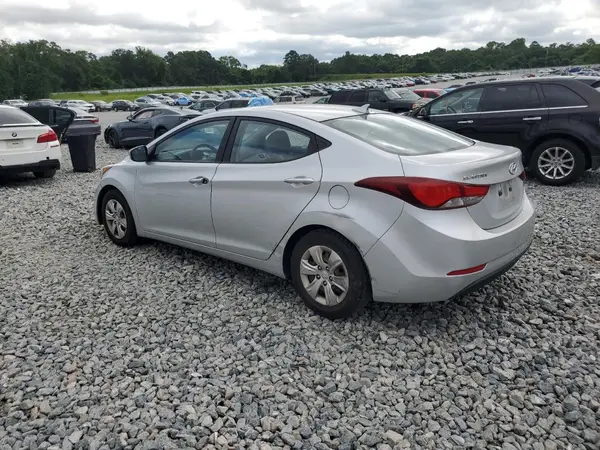 KMHDH4AE9GU483627 2016 HYUNDAI ELANTRA - Image 2