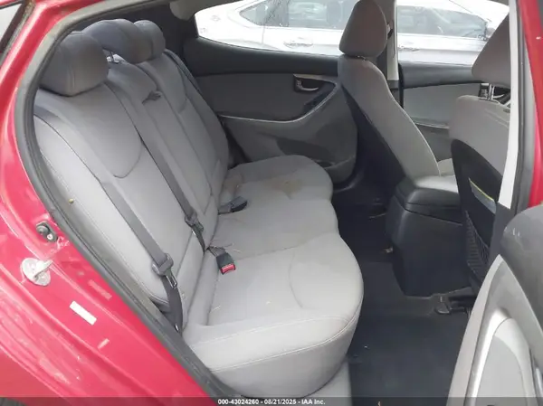 KMHDH4AE9GU489282 2016 HYUNDAI ELANTRA - Image 8