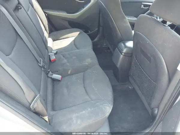 KMHDH4AE9GU506422 2016 HYUNDAI ELANTRA - Image 8