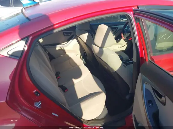 KMHDH4AE9GU518585 2016 HYUNDAI ELANTRA - Image 8