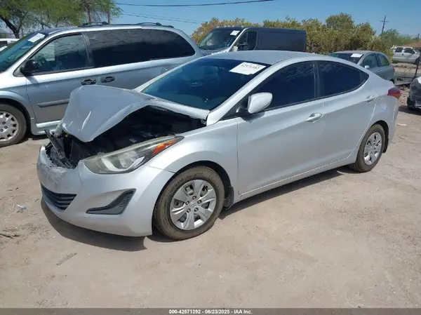 KMHDH4AE9GU531028 2016 HYUNDAI ELANTRA - Image 2