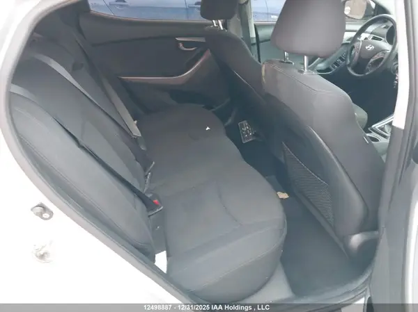 KMHDH4AE9GU538075 2016 HYUNDAI ELANTRA - Image 8