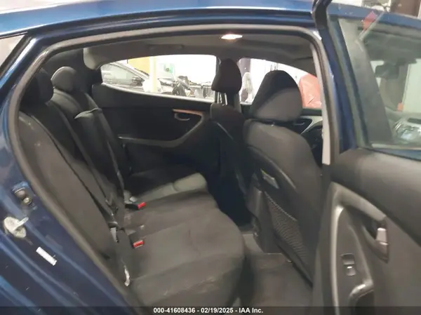KMHDH4AE9GU555006 2016 HYUNDAI ELANTRA - Image 8