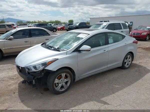 KMHDH4AE9GU566331 2016 HYUNDAI ELANTRA - Image 2