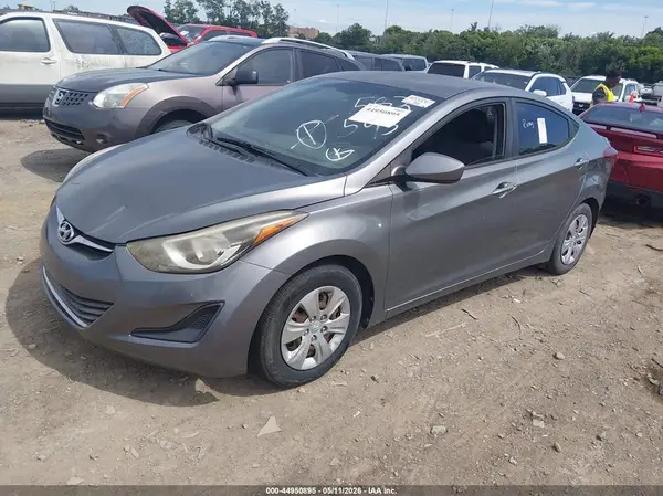 KMHDH4AE9GU582593 2016 HYUNDAI ELANTRA - Image 2