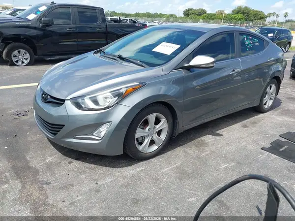 KMHDH4AE9GU583372 2016 HYUNDAI ELANTRA - Image 2