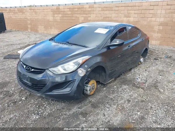KMHDH4AE9GU583775 2016 HYUNDAI ELANTRA - Image 2
