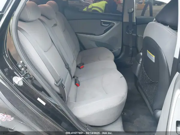 KMHDH4AE9GU583775 2016 HYUNDAI ELANTRA - Image 8