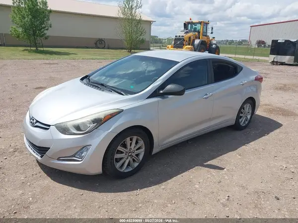 KMHDH4AE9GU587292 2016 HYUNDAI ELANTRA - Image 2