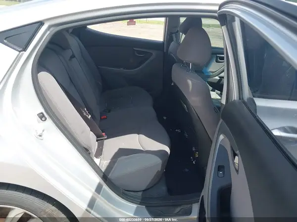 KMHDH4AE9GU587292 2016 HYUNDAI ELANTRA - Image 8