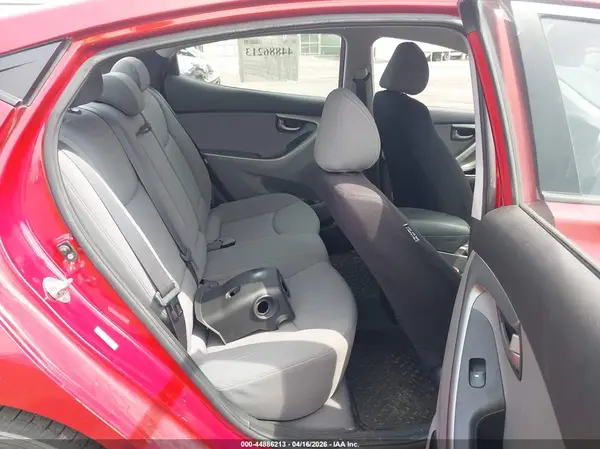 KMHDH4AE9GU589026 2016 HYUNDAI ELANTRA - Image 8