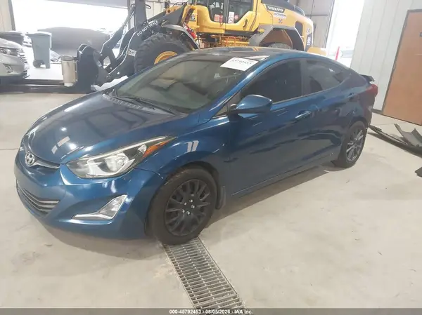 KMHDH4AE9GU601076 2016 HYUNDAI ELANTRA - Image 2