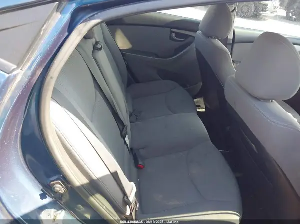 KMHDH4AE9GU601238 2016 HYUNDAI ELANTRA - Image 8