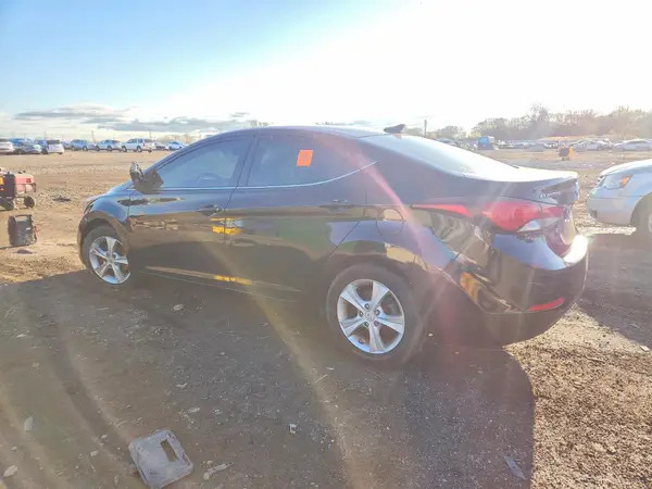 KMHDH4AE9GU601921 2016 HYUNDAI ELANTRA - Image 2