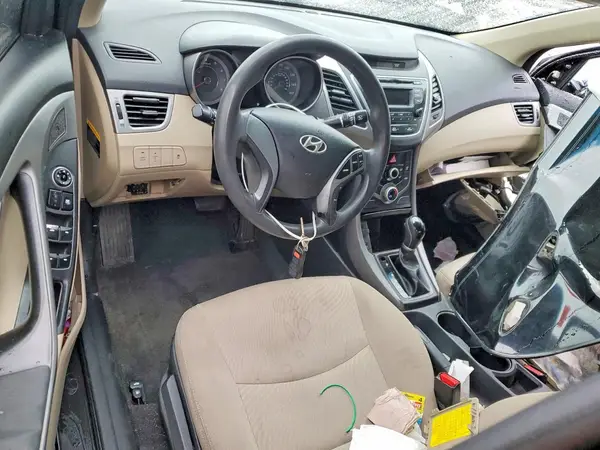 KMHDH4AE9GU604446 2016 HYUNDAI ELANTRA - Image 8