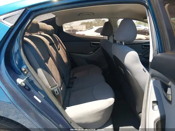 KMHDH4AE9GU607055 2016 HYUNDAI ELANTRA - Image 8