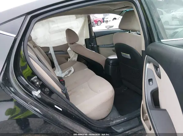 KMHDH4AE9GU607542 2016 HYUNDAI ELANTRA - Image 8