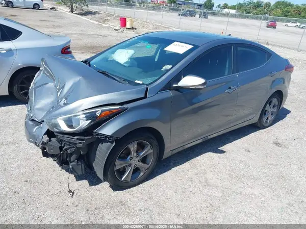 KMHDH4AE9GU621764 2016 HYUNDAI ELANTRA - Image 2