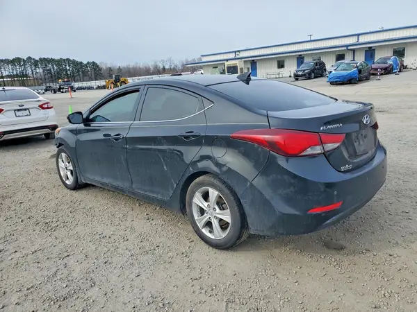 KMHDH4AE9GU626446 2016 HYUNDAI ELANTRA - Image 2