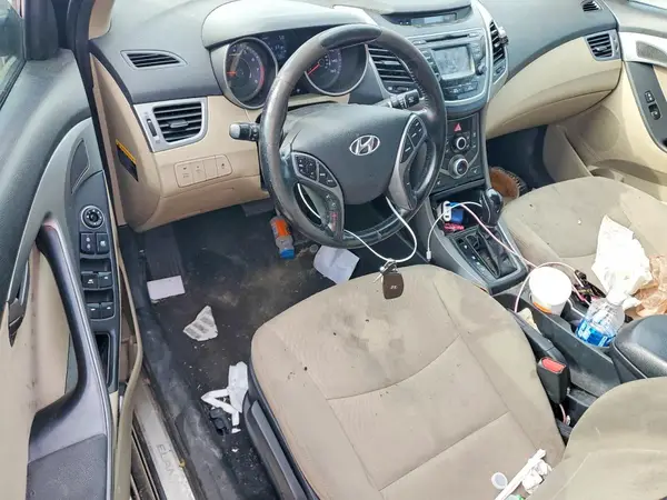 KMHDH4AE9GU626446 2016 HYUNDAI ELANTRA - Image 8