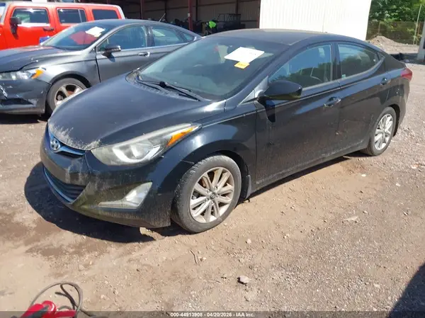 KMHDH4AE9GU636717 2016 HYUNDAI ELANTRA - Image 2
