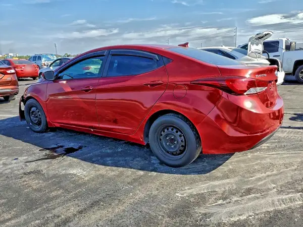 KMHDH4AE9GU643411 2016 HYUNDAI ELANTRA - Image 2