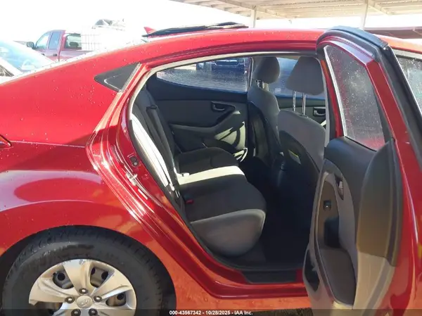 KMHDH4AE9GU644977 2016 HYUNDAI ELANTRA - Image 8