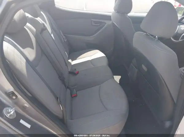 KMHDH4AE9GU646955 2016 HYUNDAI ELANTRA - Image 8