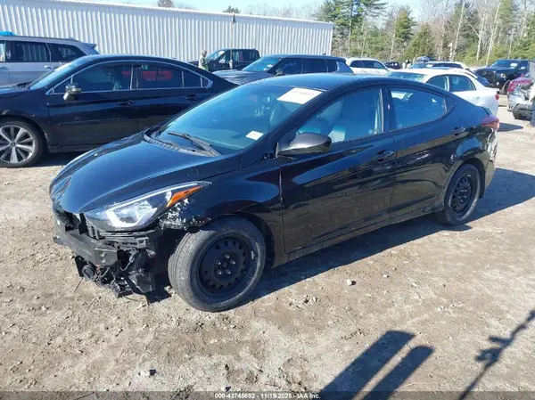 KMHDH4AE9GU647152 2016 HYUNDAI ELANTRA - Image 2