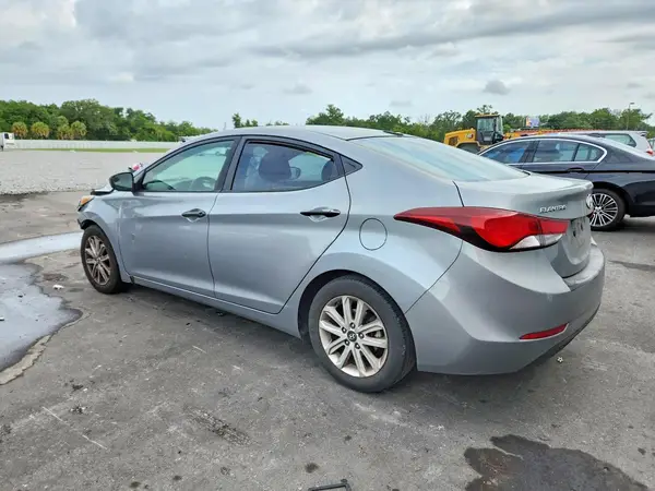 KMHDH4AEXGU477884 2016 HYUNDAI ELANTRA - Image 2