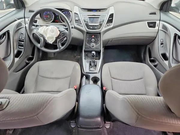 KMHDH4AEXGU477884 2016 HYUNDAI ELANTRA - Image 8