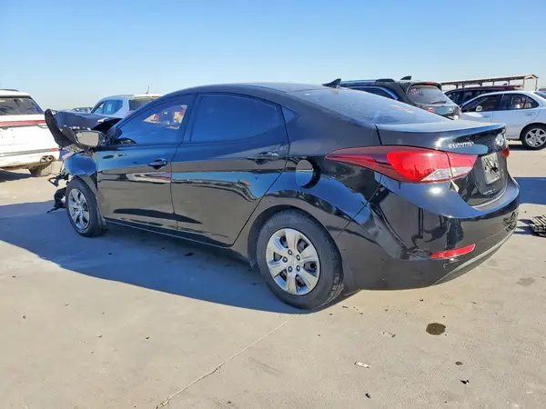 KMHDH4AEXGU479411 2016 HYUNDAI ELANTRA - Image 2