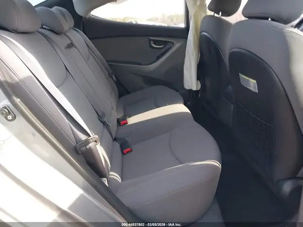 KMHDH4AEXGU483040 2016 HYUNDAI ELANTRA - Image 8