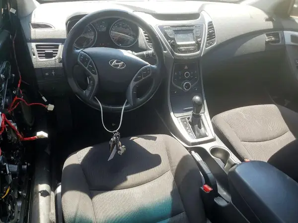 KMHDH4AEXGU485001 2016 HYUNDAI ELANTRA - Image 8