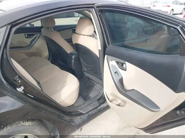 KMHDH4AEXGU487783 2016 HYUNDAI ELANTRA - Image 8