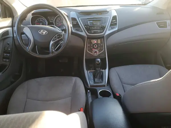 KMHDH4AEXGU504100 2016 HYUNDAI ELANTRA - Image 8