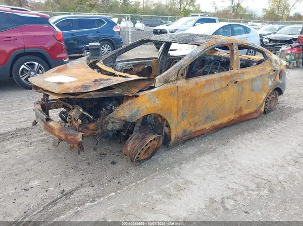 KMHDH4AEXGU512178 2016 HYUNDAI ELANTRA - Image 2