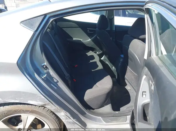 KMHDH4AEXGU521026 2016 HYUNDAI ELANTRA - Image 8