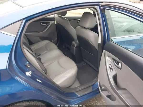 KMHDH4AEXGU523360 2016 HYUNDAI ELANTRA - Image 8