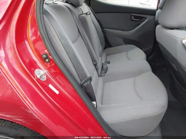 KMHDH4AEXGU531569 2016 HYUNDAI ELANTRA - Image 8