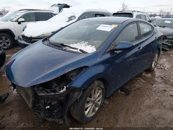 KMHDH4AEXGU544614 2016 HYUNDAI ELANTRA - Image 2
